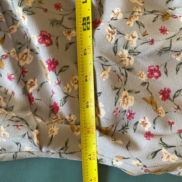 Miss Candyfloss
2xl floral dress - Picture 7 of 7